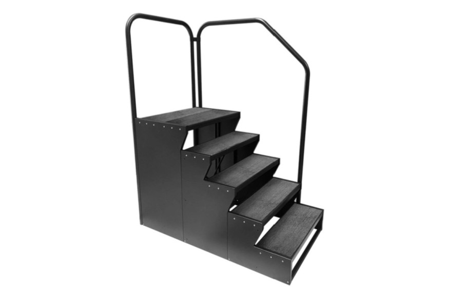 Escalier pour spa de nage - 5 marches avec rampe d'accès — vue du modèle Be Spa