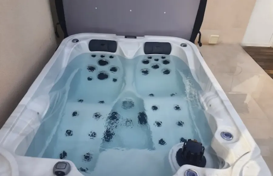 Vue complémentaire du modèle Spa BANOS